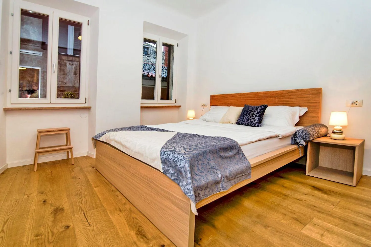 Atemberaubendes Altstadtapartment Mit Privater Terasse, Aussendusche - Nur 500 Meter Zum Strand Rovinj Croatia